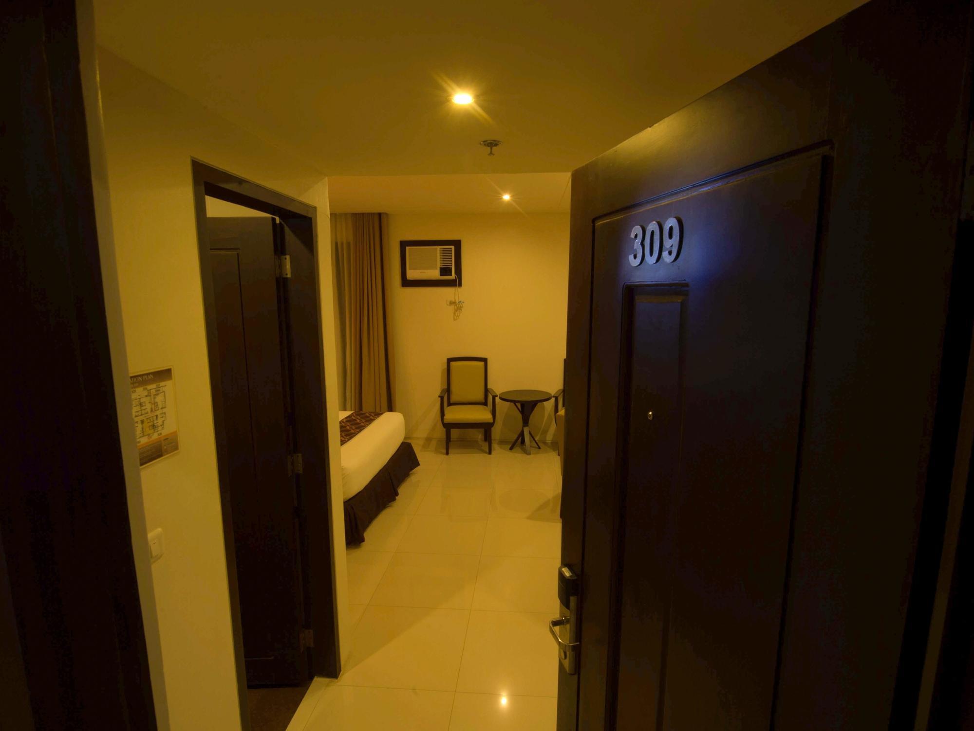 فندق أجنحة إنفينيتي Davao City المظهر الخارجي الصورة