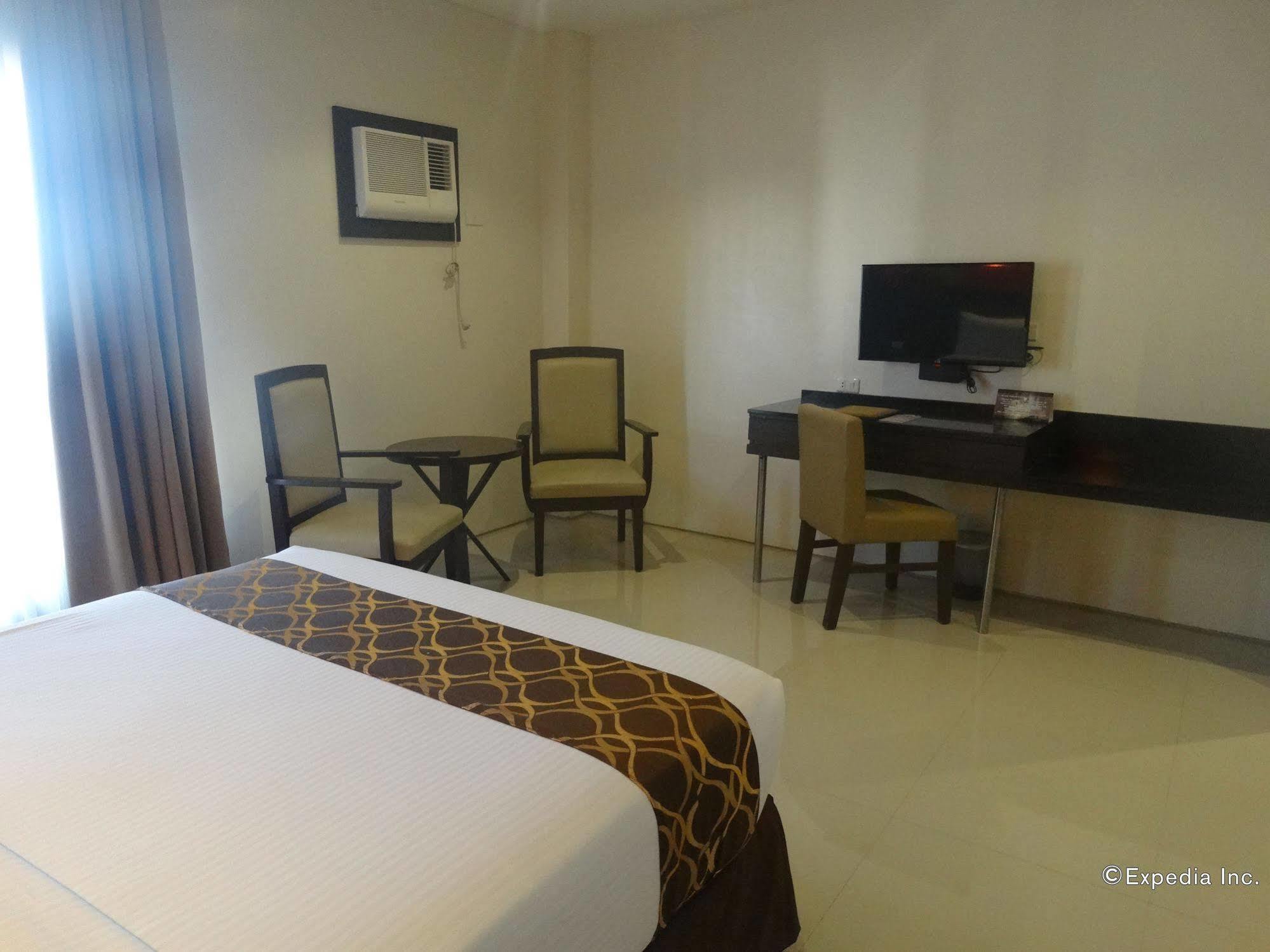 فندق أجنحة إنفينيتي Davao City المظهر الخارجي الصورة