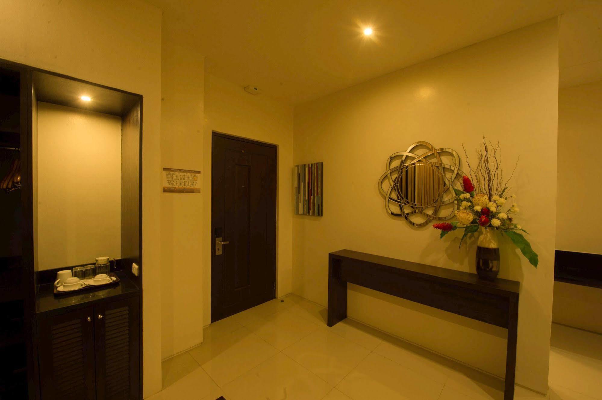 فندق أجنحة إنفينيتي Davao City المظهر الخارجي الصورة