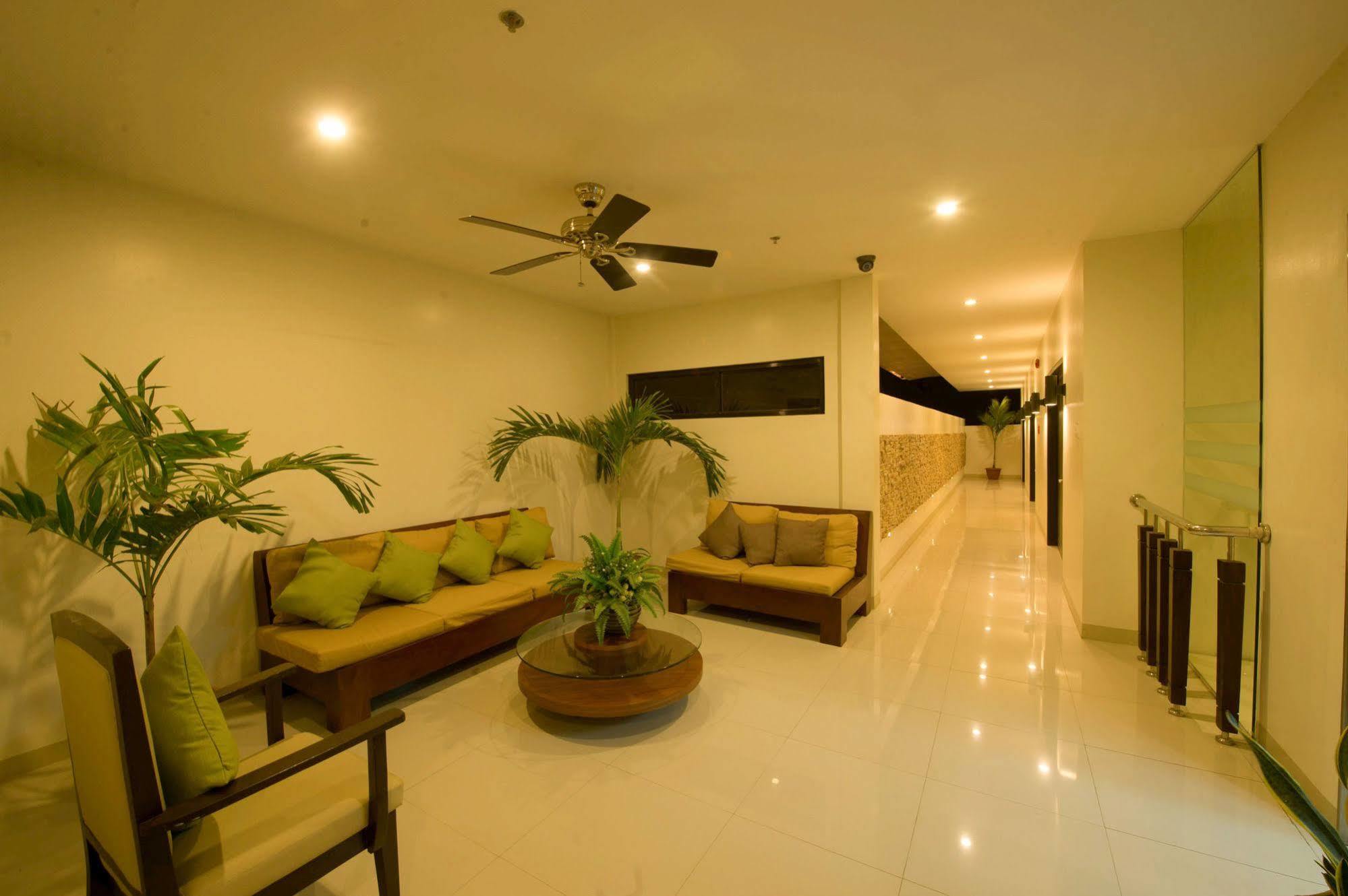 فندق أجنحة إنفينيتي Davao City المظهر الخارجي الصورة