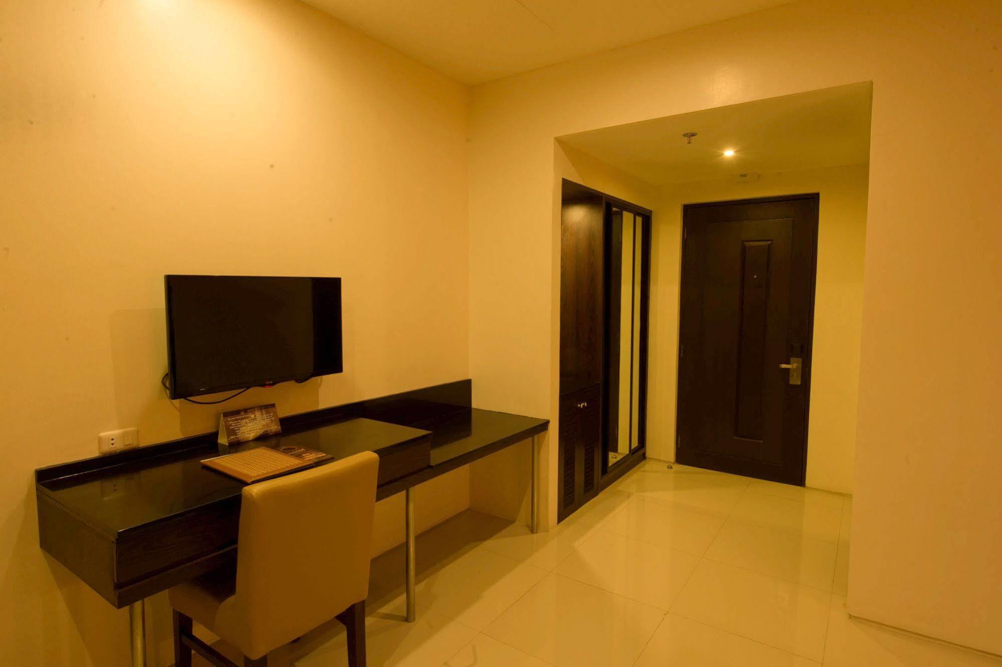 فندق أجنحة إنفينيتي Davao City المظهر الخارجي الصورة